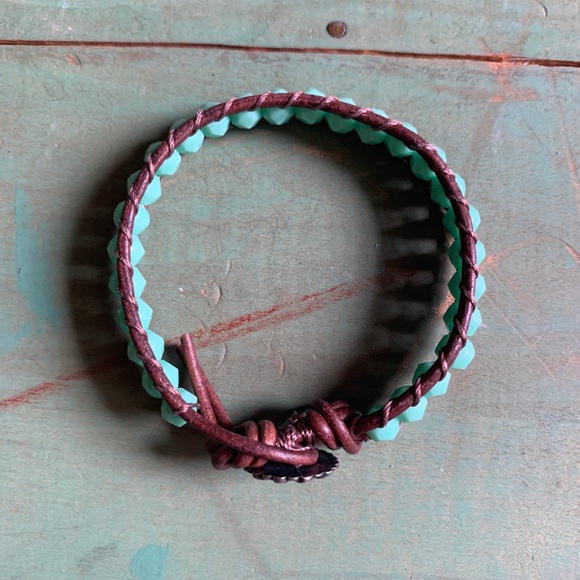 Turquoise Bead Flower & Leather Wrap Bracelet NWOT - Picture 3 of 4